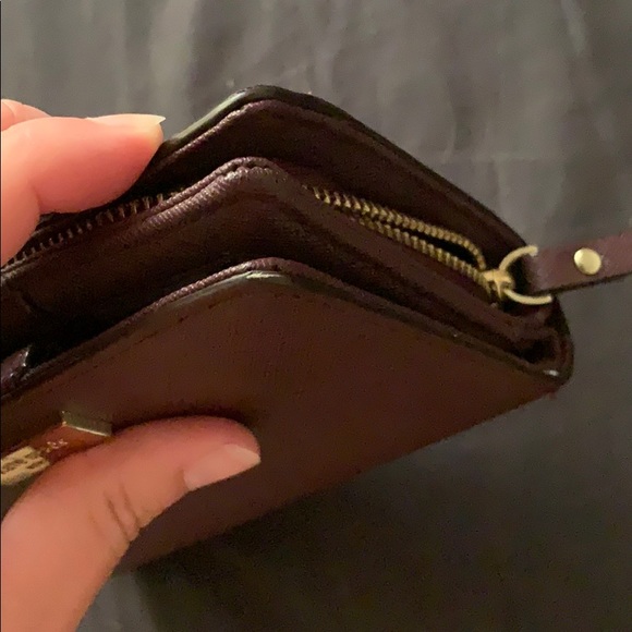 Kate Spade Wallet - Picture 6 of 9